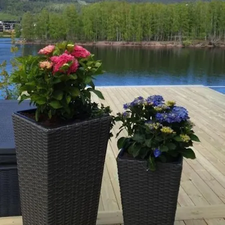 Summer Place By The River Feriehus